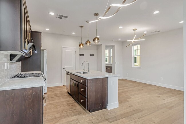 Building Photo - Stunning Home with Modern Upgrades and Pri...