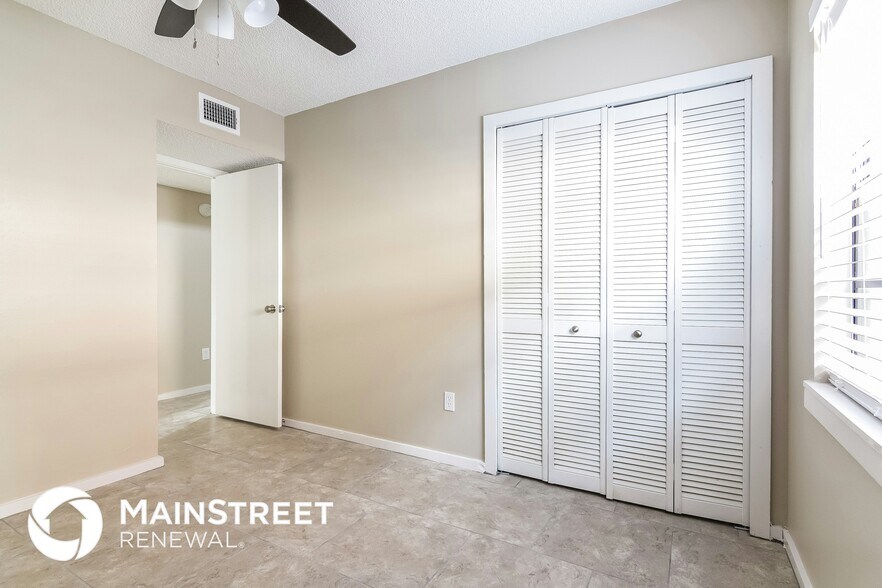 Building Photo - 3211 Timberline Rd