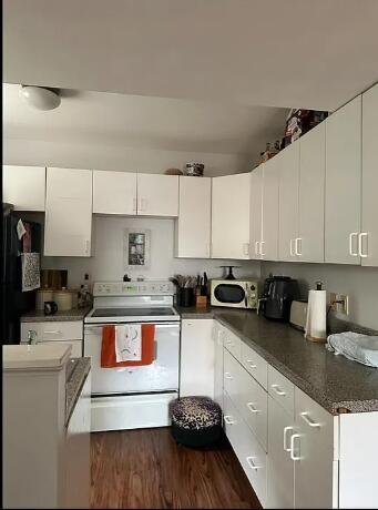 Building Photo - 241 Kentucky Ave