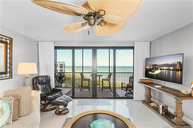 Building Photo - 2375 NE Ocean Blvd