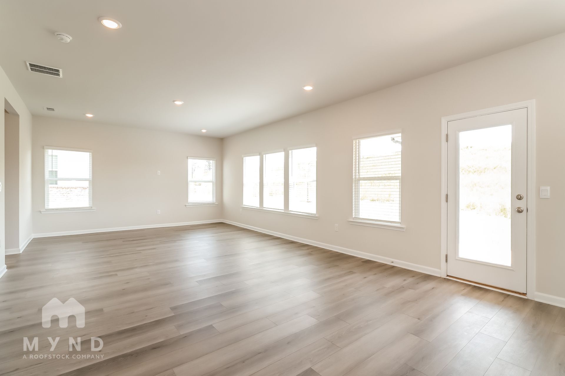 Building Photo - 250 Sope Crk Cir