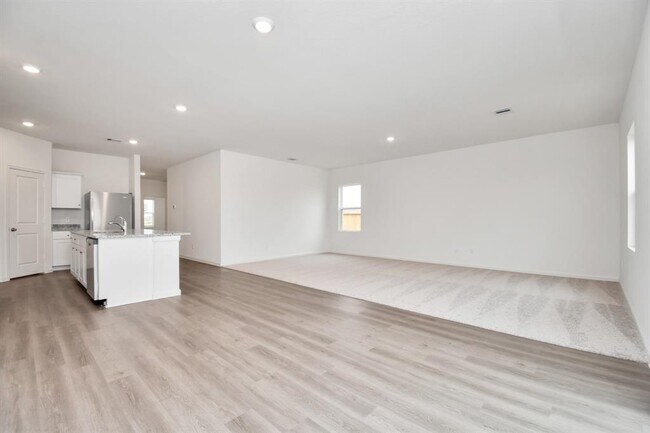 Building Photo - 5903 Grantgrala Dr