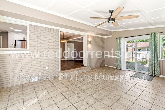 Building Photo - 8635 Bishops Ln