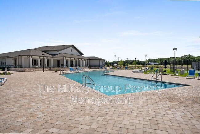 Building Photo - 6901 SW Lugano Ct