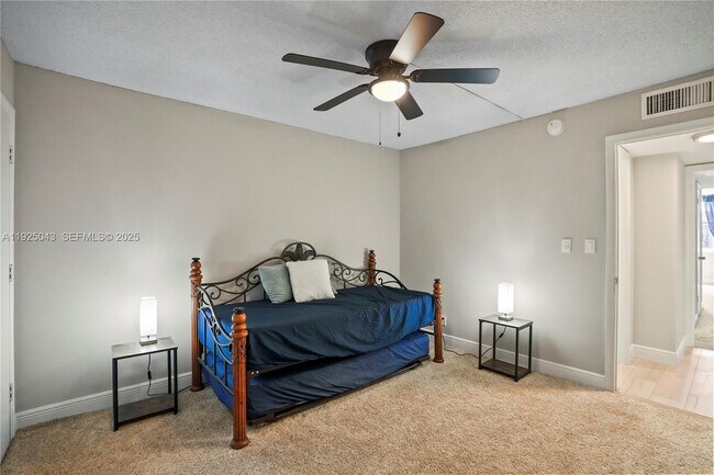 Building Photo - 777 S Federal Hwy