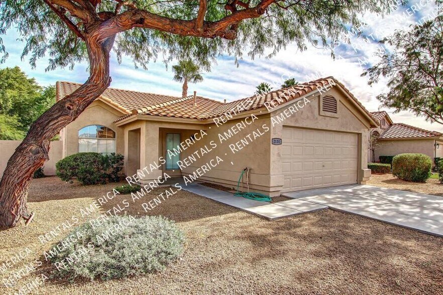 Building Photo - 2131 S Navajo Way