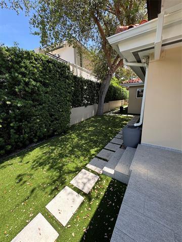 Building Photo - 5200 Riviera Dr