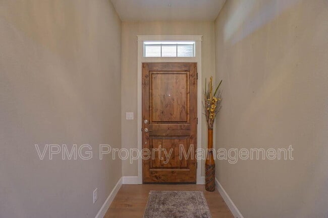 Building Photo - 12114 NW 41st Ave