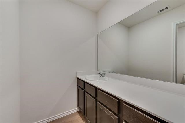 Building Photo - 2905 Jasmine Dr