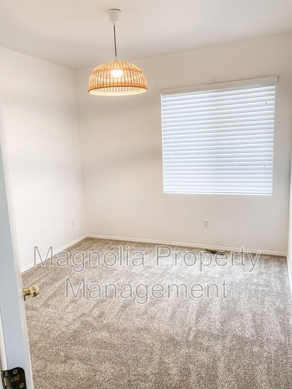 Building Photo - 4734 Sand Mountain Point