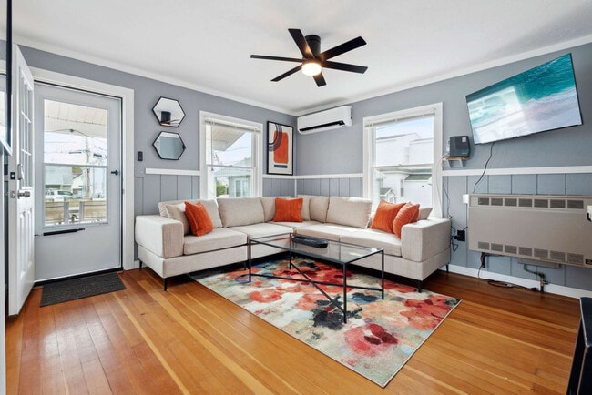 Primary Photo - 9 N St