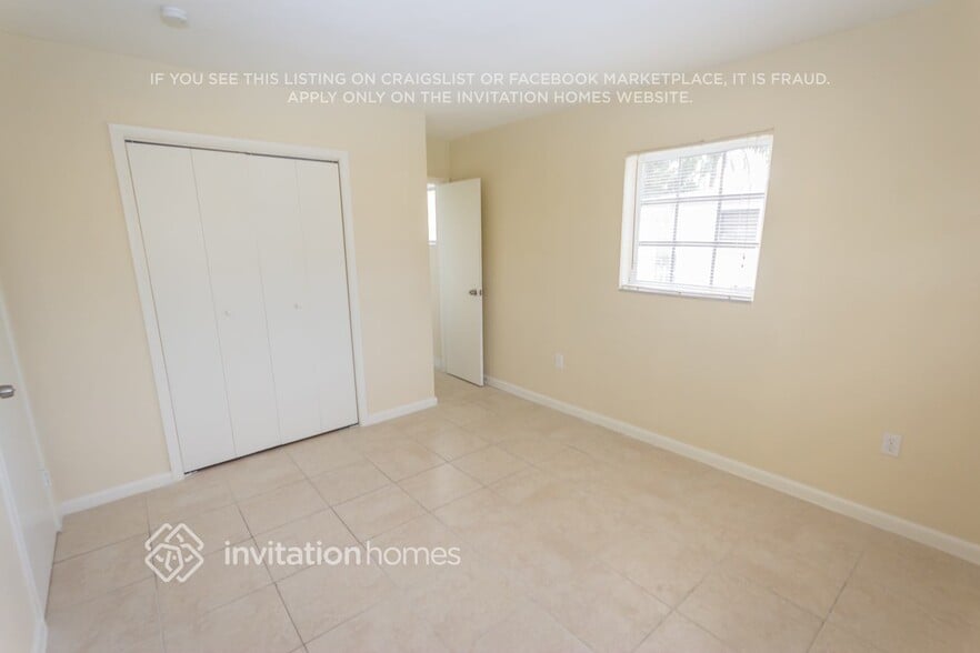 Building Photo - 710 NW 176th Terrace