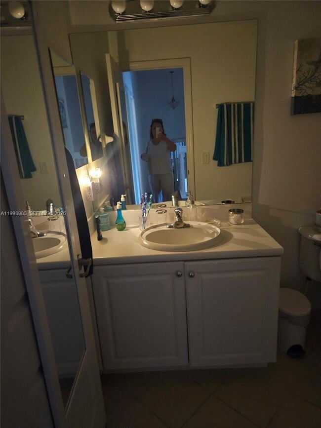 Building Photo - 13109 SW 132nd Terrace