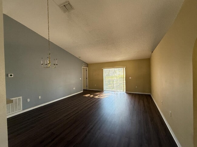 Building Photo - 2156 Deltona Blvd