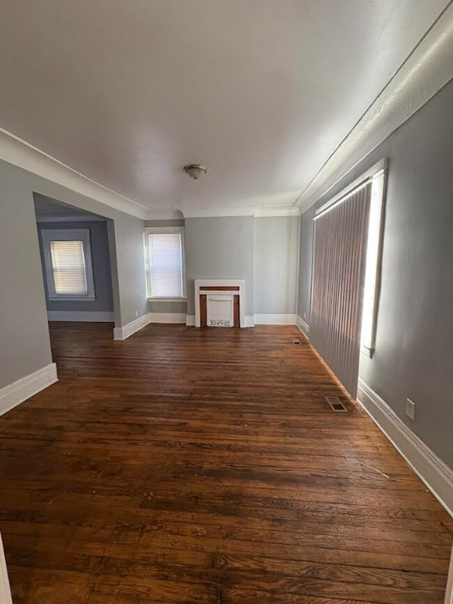 Building Photo - 81 Woodland St