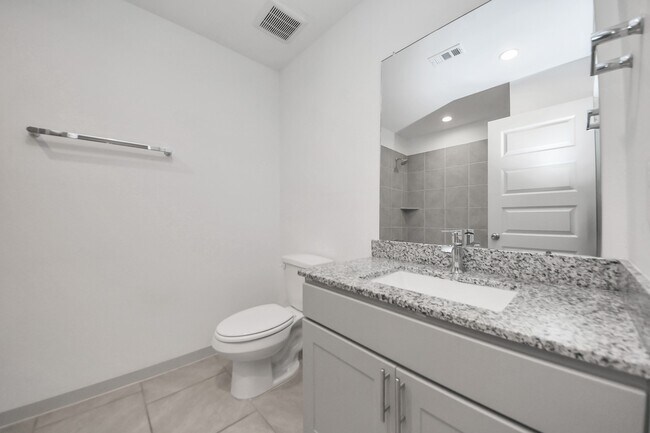 Building Photo - 4911 Pne Hvn Ln