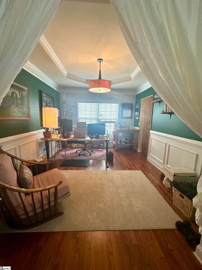 Building Photo - 200 Barbours Lane