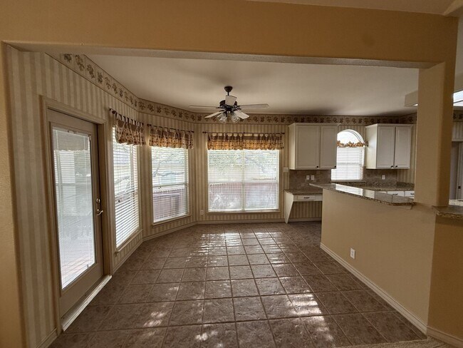 Building Photo - 4 Bedroom/3.5 bath The Vineyard Subdivision