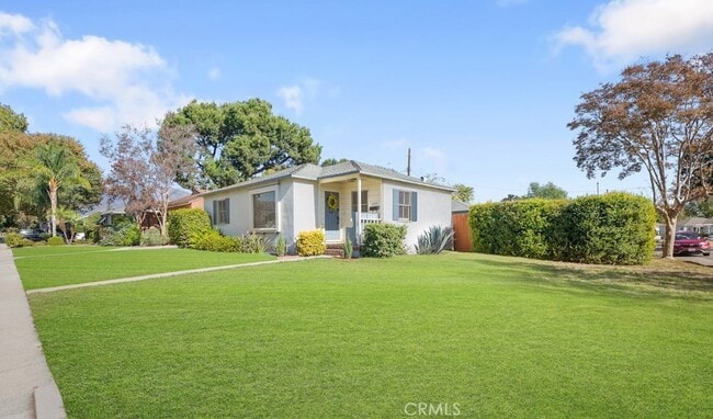 Primary Photo - 2854 Mayflower Ave