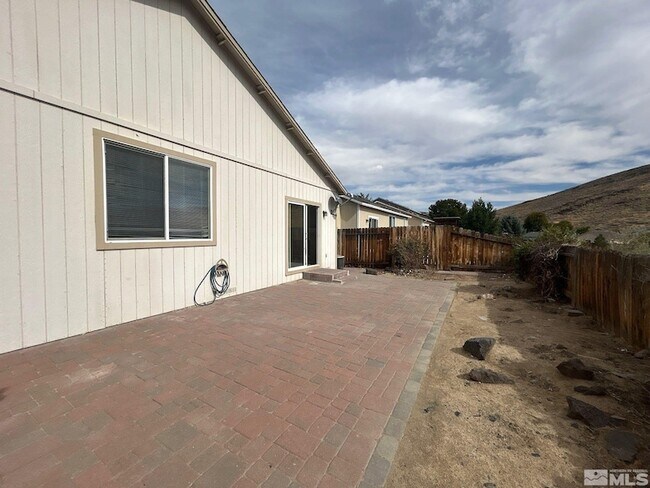 Building Photo - 2841 Granville Dr