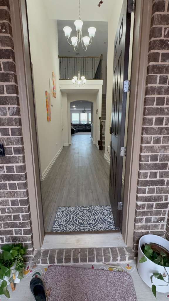 Building Photo - 609 Cattle Chute Ct