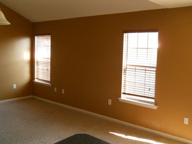 Building Photo - 3 BR 2 BA in Hahira