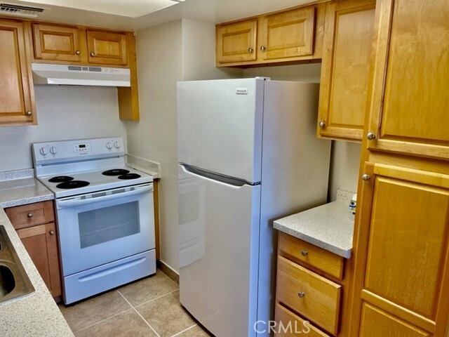 Building Photo - 51085 Eisenhower Dr
