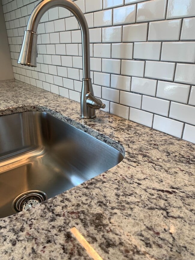 Building Photo - Whiting Lane Luxury