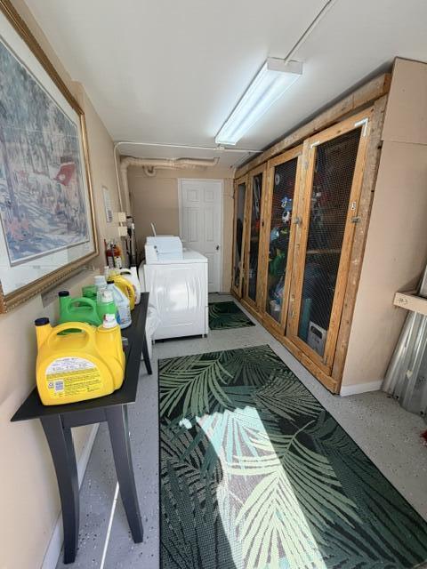 Building Photo - 301 S Palmway