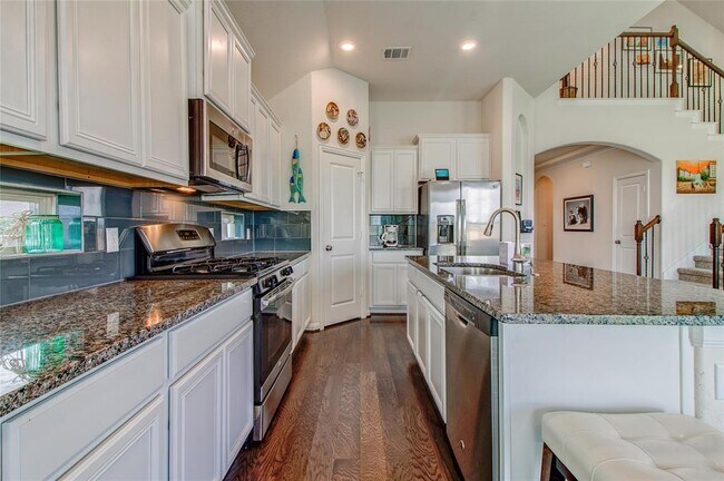 Building Photo - 117 Star Jasmine Cove