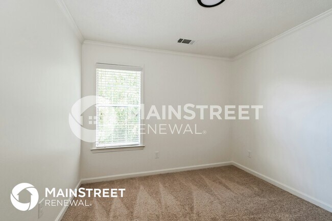 Building Photo - 9406 Slezenger Ln