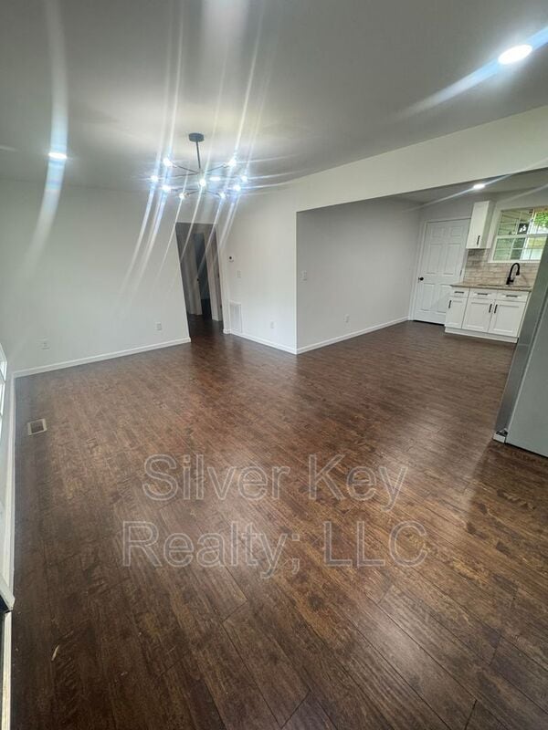 Building Photo - 3351 Coffman Dr