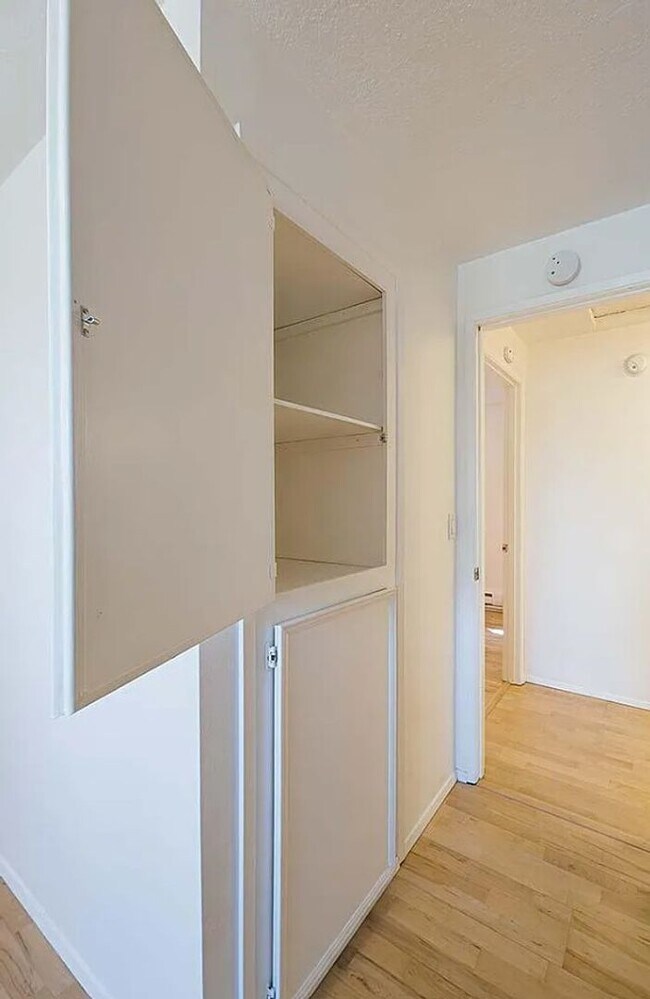 Building Photo - New Quimby