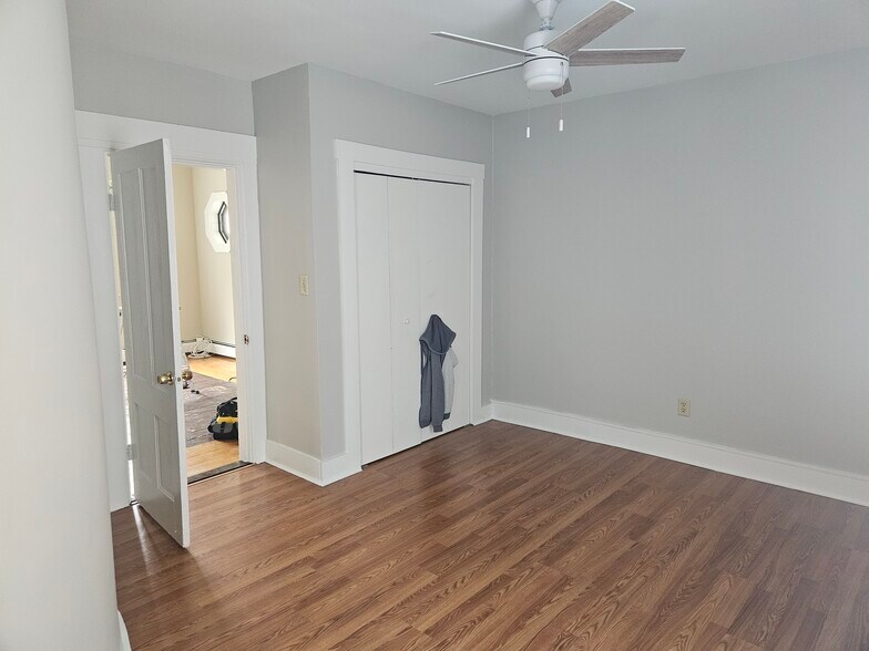 2nd Bedroom - 651 Pine St