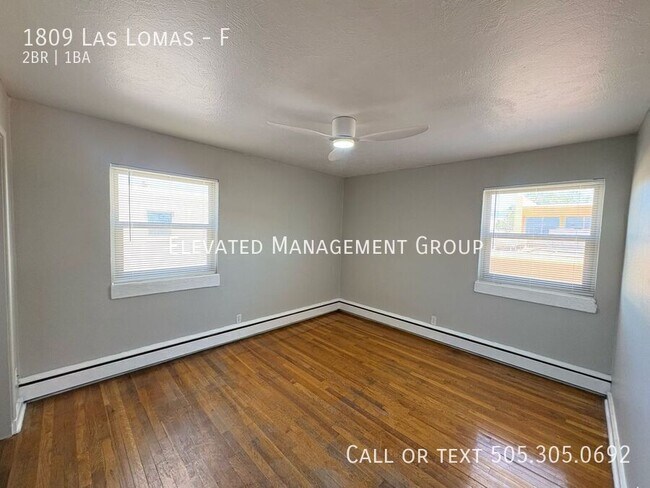 Building Photo - 1809 Las Lomas Rd NE