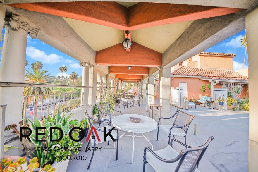 Building Photo - 5640 Franklin Ave