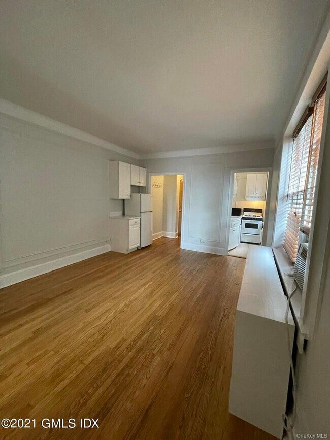 Building Photo - 271 Greenwich Ave