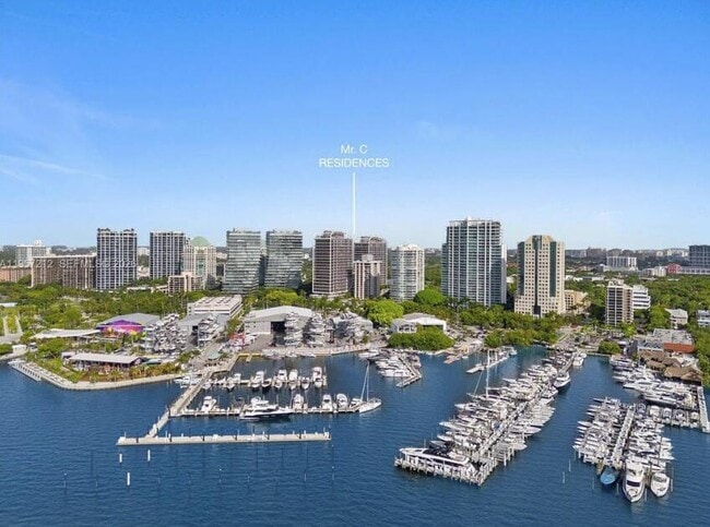 Building Photo - 2715 Tigertail Ave