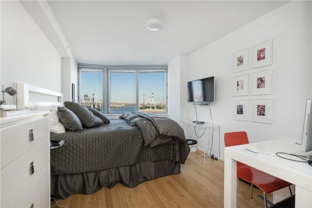 Primary Photo - 0 bedroom in LONG ISLAND CITY NY 11109