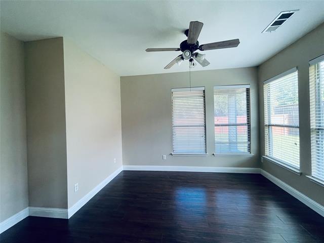 Building Photo - 3007 Pinecrest Dr