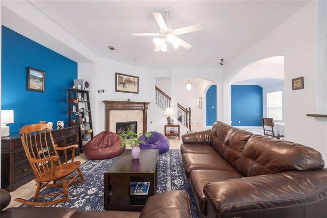 Building Photo - 9700 Spanish Wells Dr