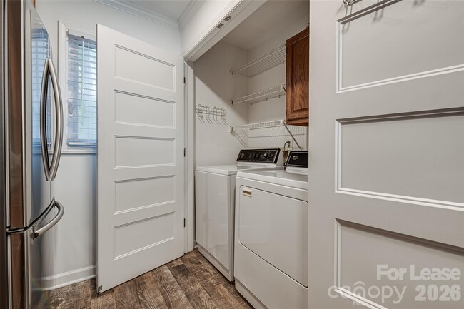 Building Photo - 646 Portside Dr