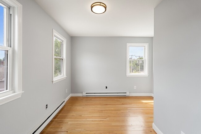 Building Photo - 21 Hartford St