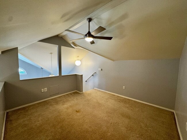 Building Photo - 2BR/2BA + Loft Condo at Villas at Kenolio – Vaulted Ceilings & Upgraded Interior
