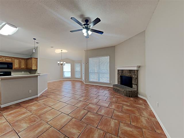 Building Photo - 613 Oak Hollow Trail