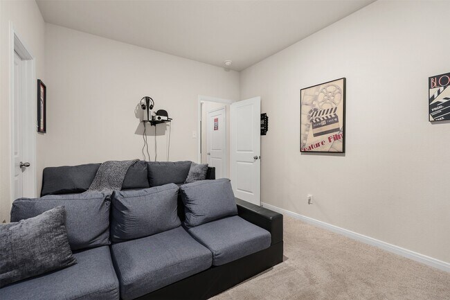 Building Photo - 14209 Freeboard Dr