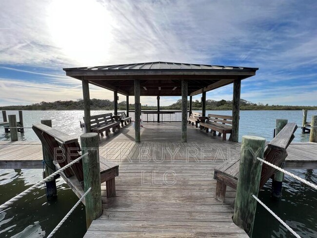Building Photo - 91 Las Casitas Blvd