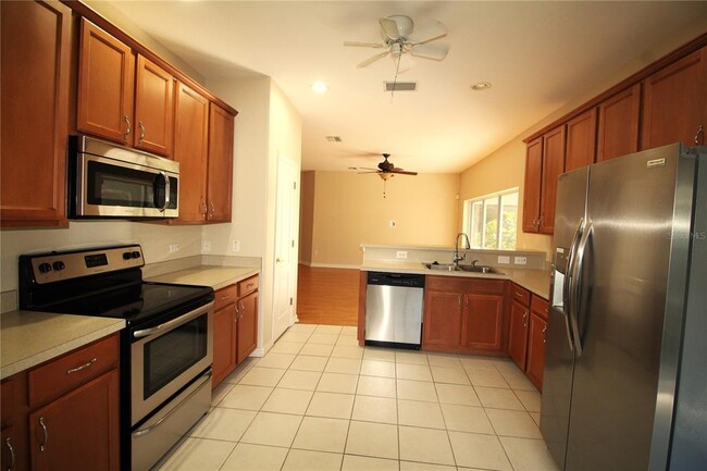 Building Photo - 4749 Oakley Rd