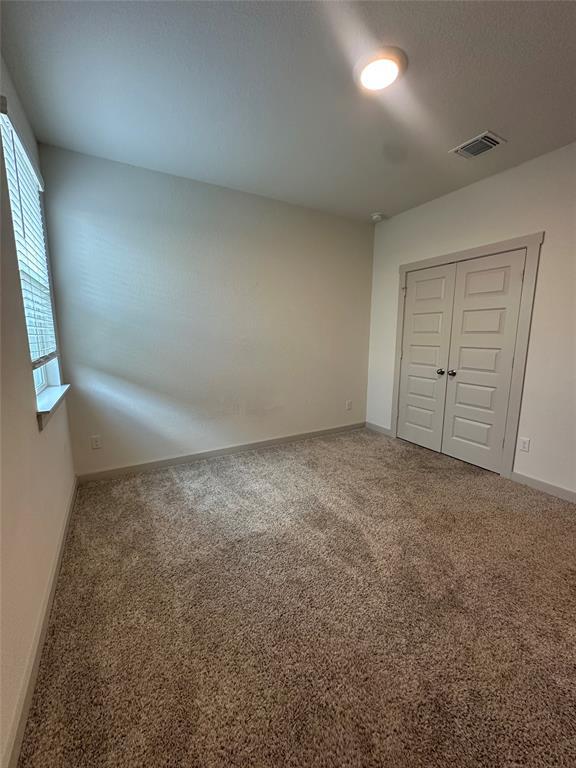 Building Photo - 402 Barton Creek Ln