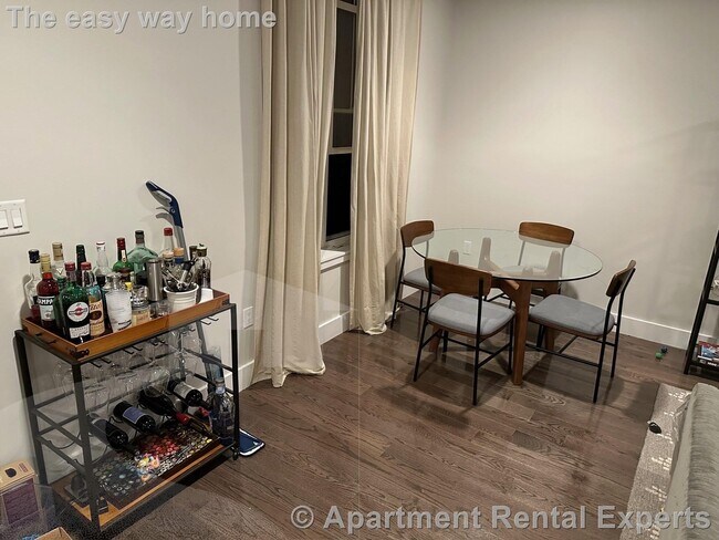 Building Photo - 434 McGrath Hwy